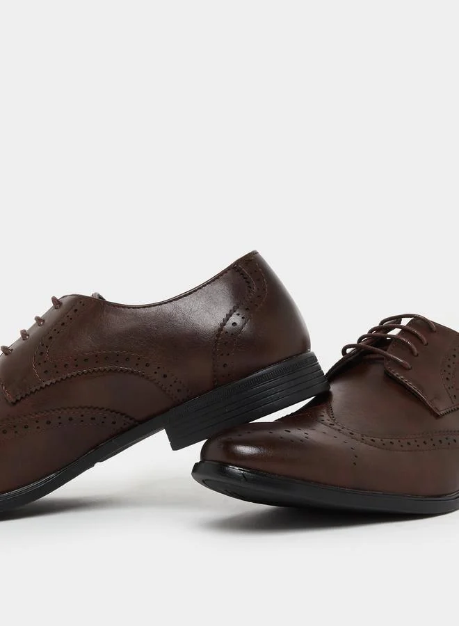 Styli Men Brown Leather Wingtip Oxford Shoes